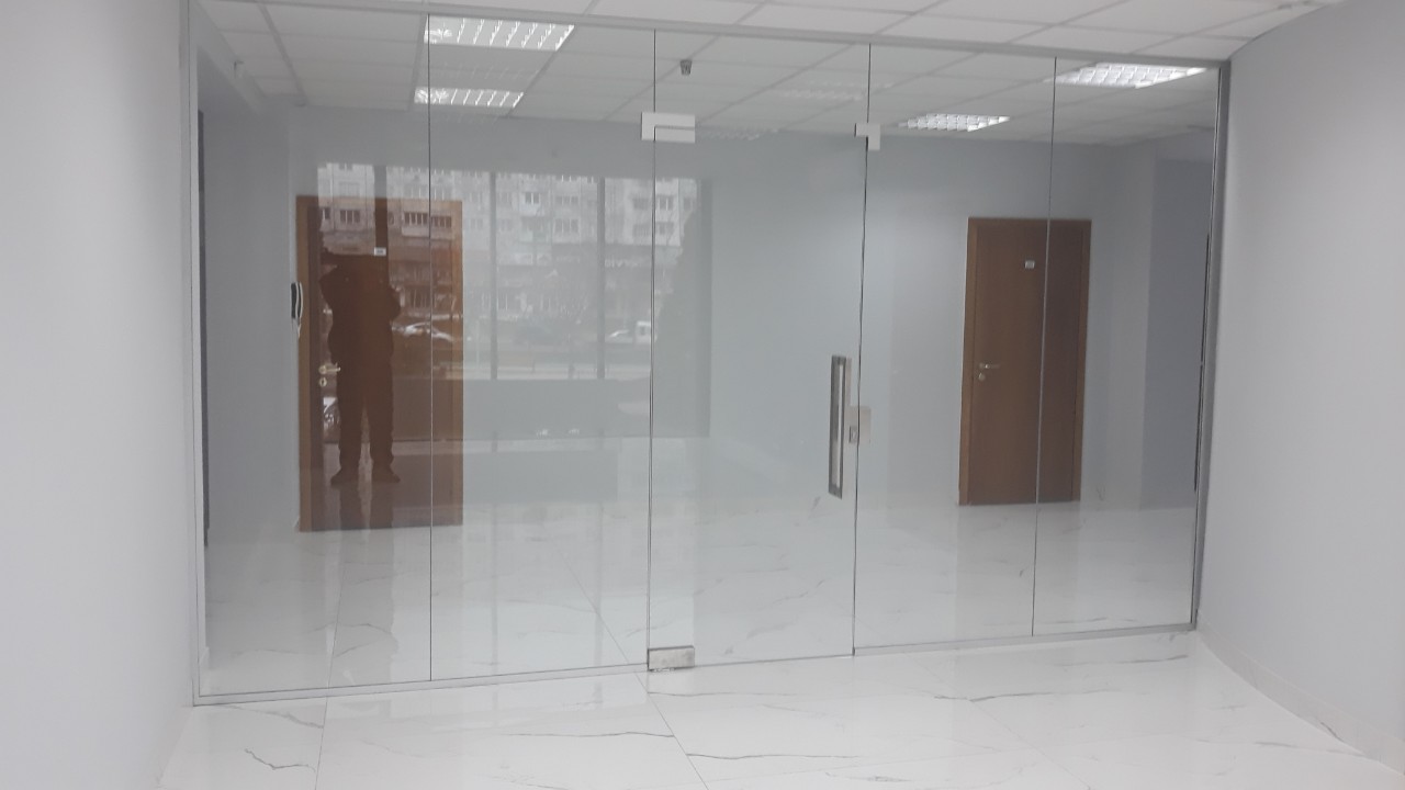 Compartimentare sticlă